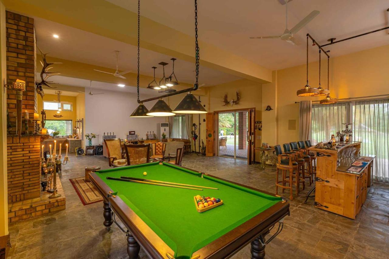 Stayvista'S Peacocks & Partridges - Hoshiarpur - Amidst Greenery With Terrace, Indoor Fireplace, Bar & Snooker Table מראה חיצוני תמונה